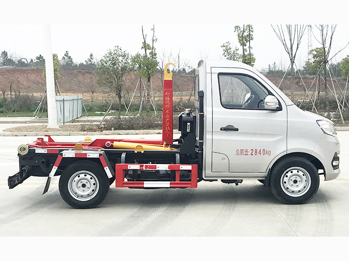 HDW5031ZXXS6車(chē)廂可卸式垃圾車(chē)(重慶長(zhǎng)安-后單輪型)