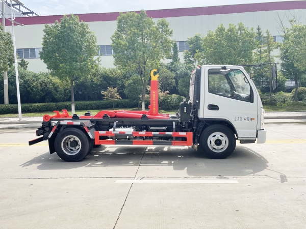 HDW5040ZXXKMC6車廂可卸式垃圾車（凱馬K8）