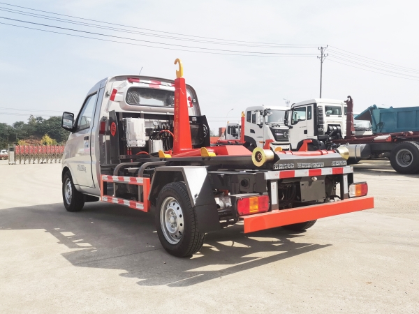 HDW5030ZXXBEV純電動(dòng)車(chē)廂可卸式垃圾車(chē)（五菱新能源）