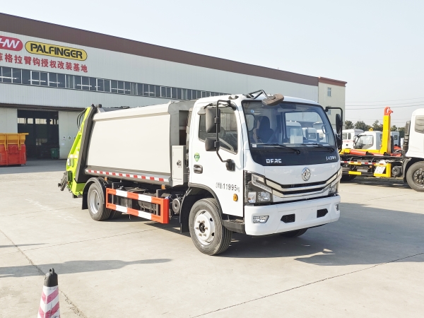 HDW5120ZYSE6型壓縮式垃圾車(chē)（東風(fēng)多利卡D7）9m3